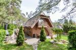 VILA DEVA in Pervalka: Rooms with kitchenettes, amenities, terraces, separate entrances, exclusive yard