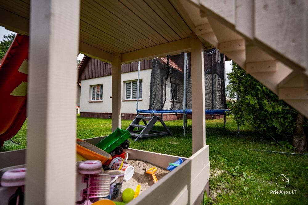 Holiday cottages, rooms and apartments in Karkle 100 meters to the sea