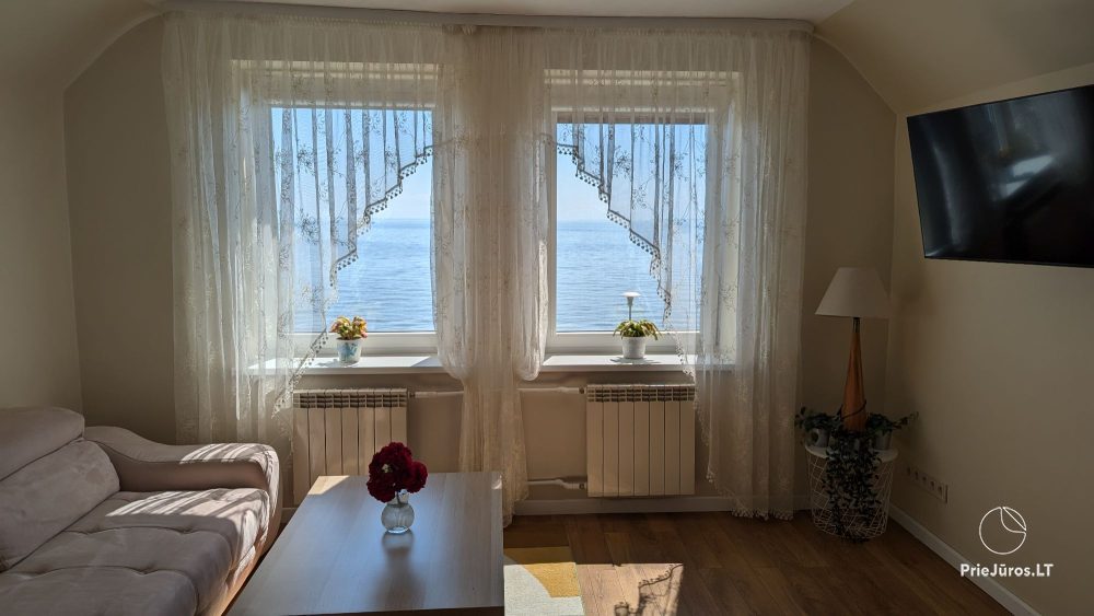 Two rooms apartment with separate entrance, terrace, Wifi in Nida