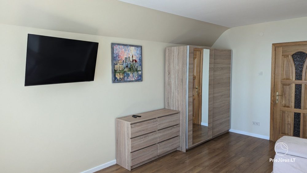 Two rooms apartment with separate entrance, terrace, Wifi in Nida