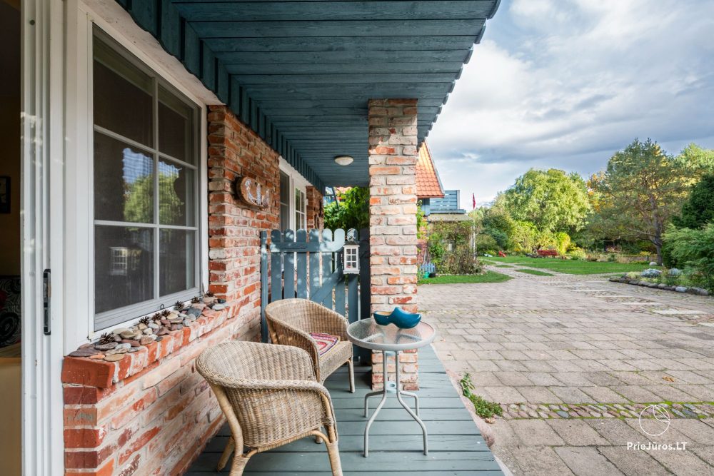 Double-room apartment with a separate entrance and terrace  (2+2) - Šokoladas