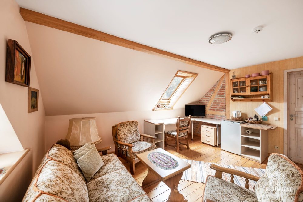 Two-room suite (2+1) - Karamelė