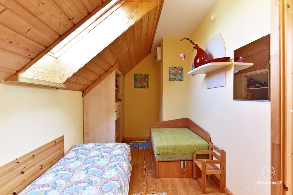 Double-room apartment on the 1st floor with a separate entrance (2+2) - Medus