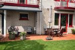 Уютный коттедж Family Inn с террасой
