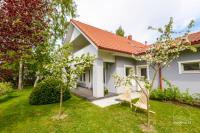 Studio a Apartment and villa for rent in Palanga "Geltondvaris" – private yards, terraces