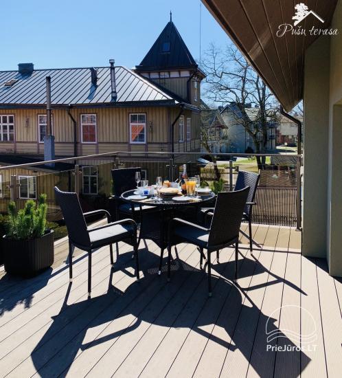 Apartments “Pušų terasa” in Juodkrantė, modernly equipped with a large terrace