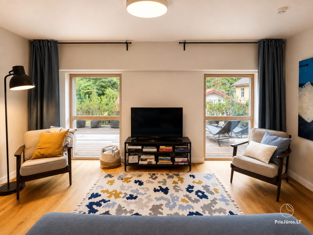 Apartments “Pušų terasa” in Juodkrantė, modernly equipped with a large terrace