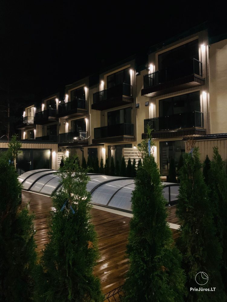 Kontininku apartment с бассейном возле леса в Кунигискяй