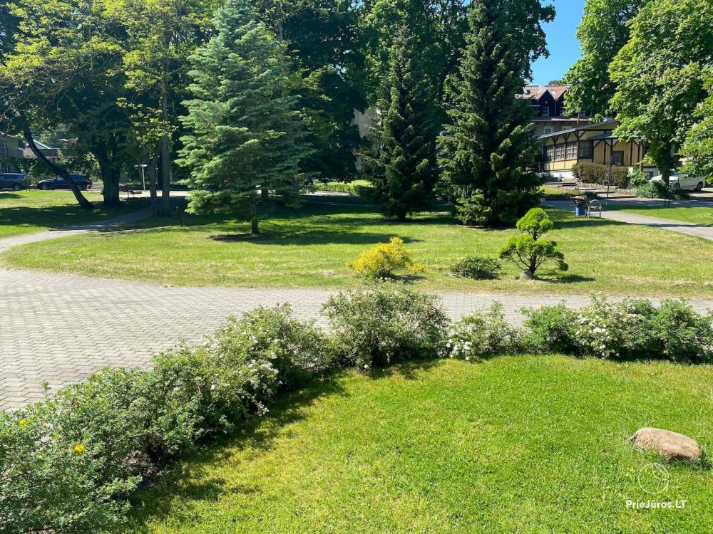 Two rooms apartment with terrace in Juodkrante