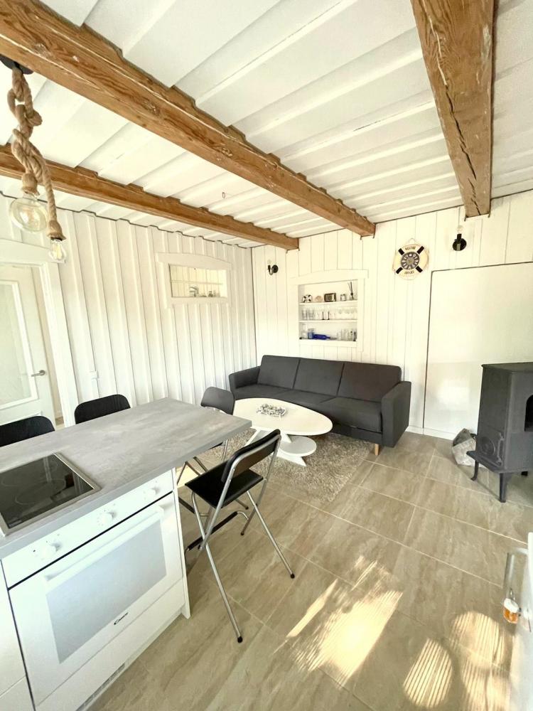 Pakalnes apartments for rent in Rusne - 1
