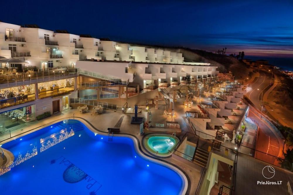 Kn Aparthotel Panorámica - это гостевой дом на Тенерифе.