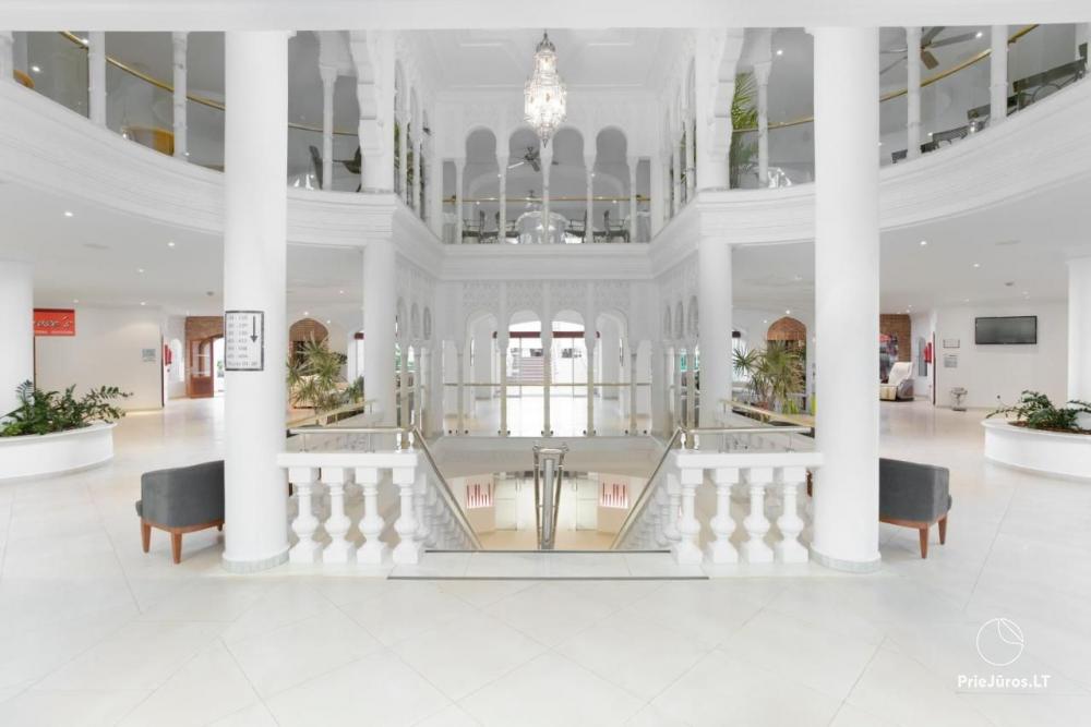 Отель Santa Barbara Golf and Ocean Club By Diamond Resorts на Тенерифе