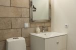 Cozy, stylish studio near 'marios' in Nida
