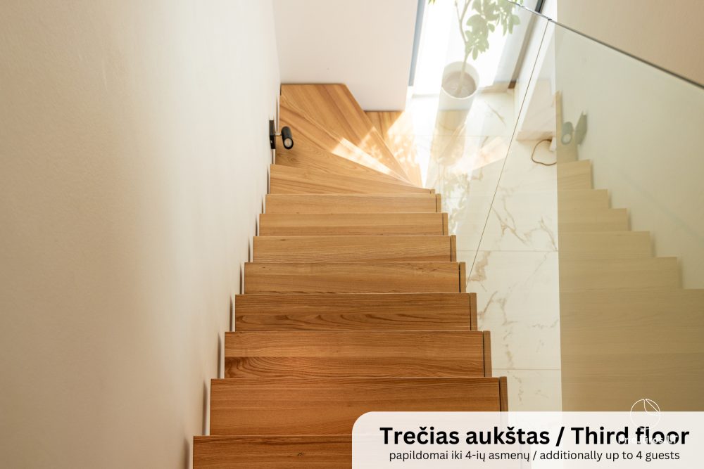Cottage apartment for rent in Kunigiskiai. Just 250 meters to the sea!