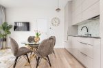 Basom home – My sea 3, Kunigiškiai – apartments with a terrace next to an eco pool, beautiful green area