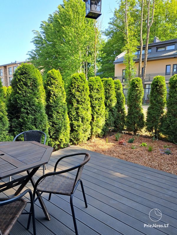 Cottage with yard for rent in Palanga