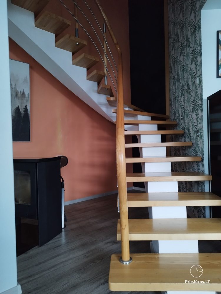 Seaside Breeze Cottage in 1 Melnragė, right by the sea