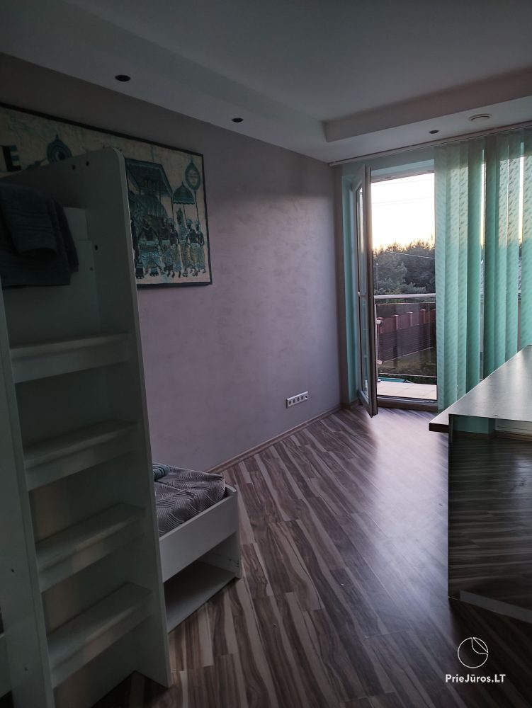 Seaside Breeze Cottage in 1 Melnragė, right by the sea