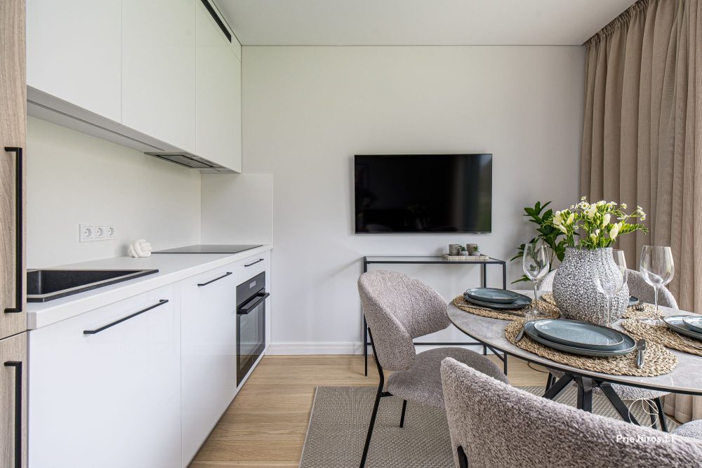 Fabula home - Monciškės - 2-bedroom, spacious cottage with a terrace for four, in the new J7 Beržas complex with pools, saunas, and barbecue