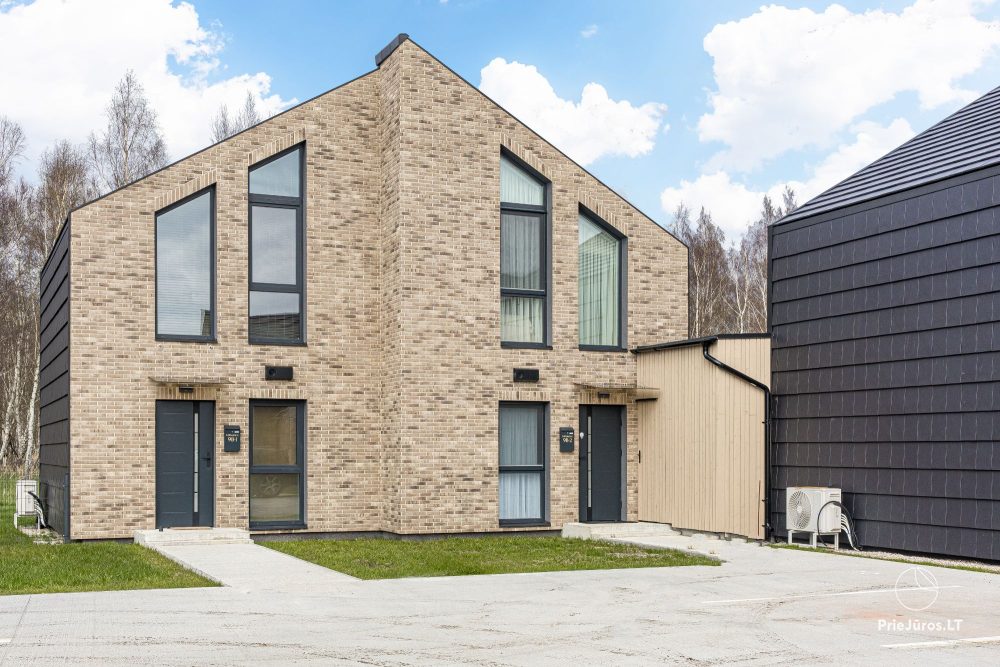 Fabula home - Monciškės - 2-bedroom, spacious cottage with a terrace for four, in the new J7 Beržas complex with pools, saunas, and barbecue