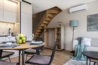 Lyrika home - в Монцишкес - просторный коттедж с террасой на четыре человека, 2 спальни, в новом квартале J7 Beržas с бассейнами, саунами и барбекю
