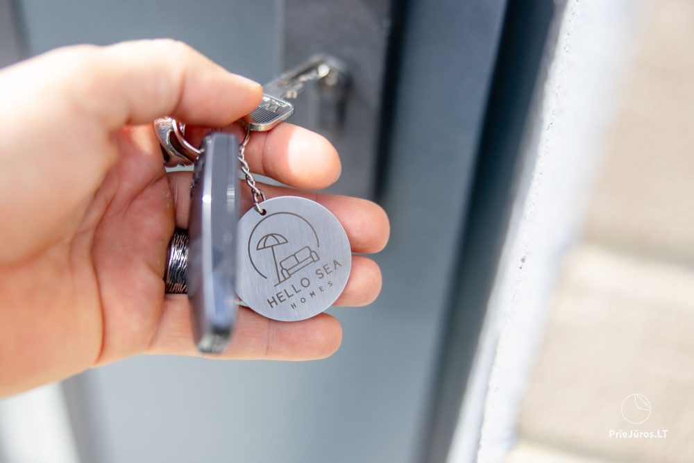Lyrika home - в Монцишкес - просторный коттедж с террасой на четыре человека, 2 спальни, в новом квартале J7 Beržas с бассейнами, саунами и барбекю