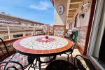 Flat with large terrace and pool in Alicante - 4