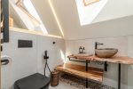 Stylish and cozy townhouse with a terrace, 10 minutes to the beach - 4