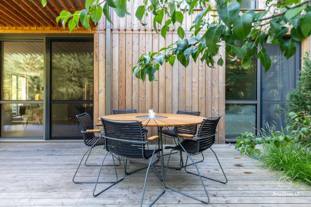 Modern 4-room apartment in Nida for up to 5 guests