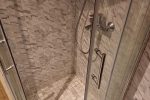 On the ground floor (basement), a 16 sq.m. room for rent - 6