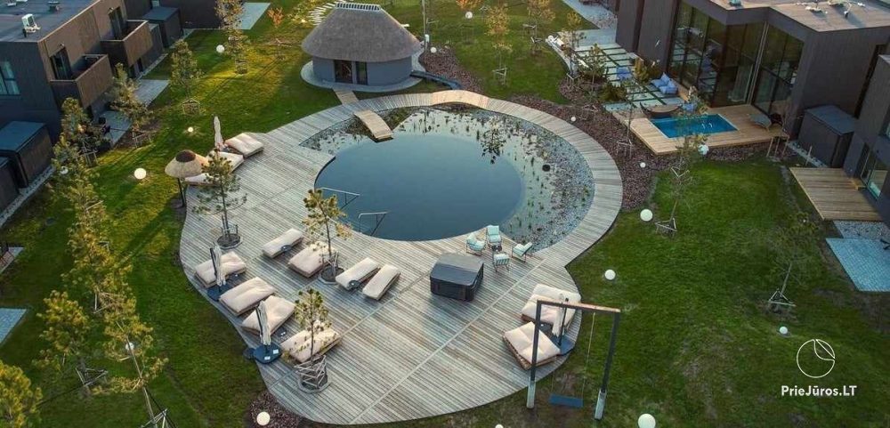 2-room apartment for rent with private terrace, parking space, storage room.