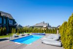 Two-story apartment with heated outdoor pool