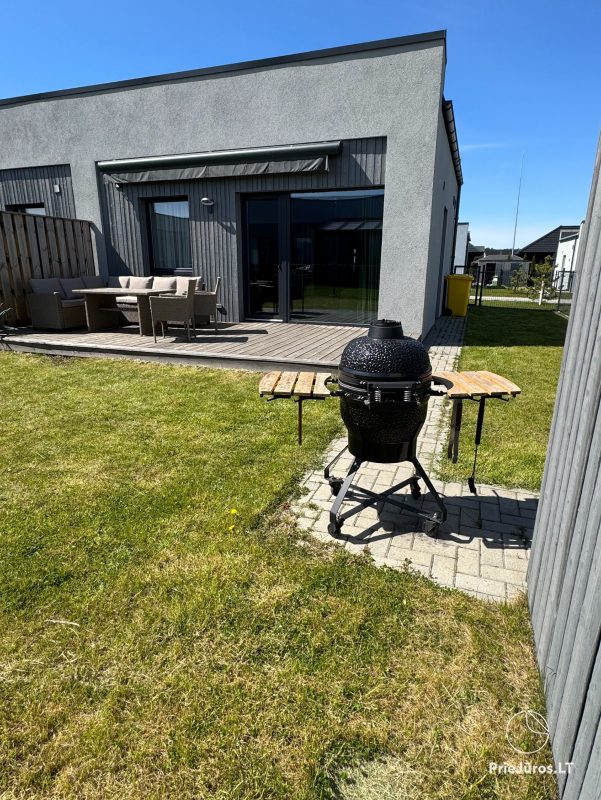 Cozy apartments with a terrace and a barbecue - only 600 m. from the sea!