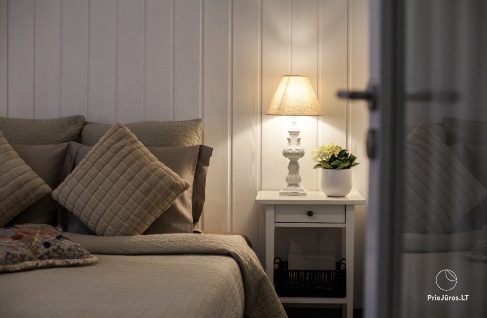 Fairy Tales of the Sea. Cozy first-floor apartment is perfect for up to 4 guests!
