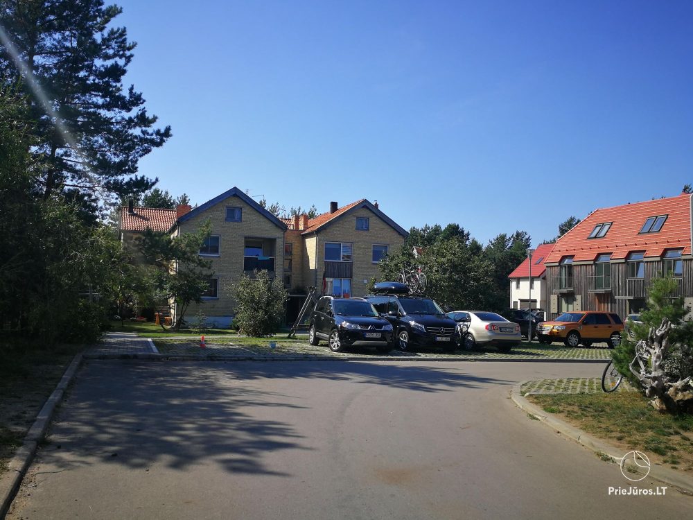 2-room apartments in Nida near the forest, private entrance, courtyard