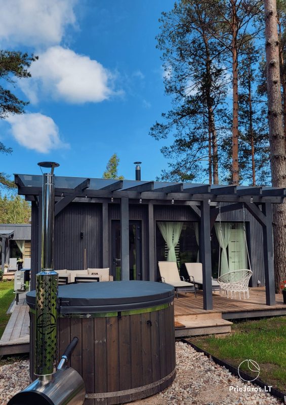 Домик для отдыха «Jūras māja» с террасой, купелью