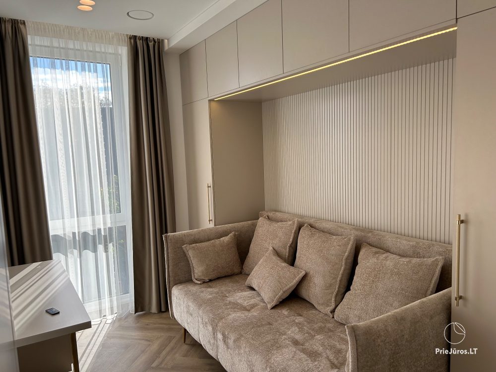 Park Apartments in Central Klaipėda. New, Cozy 3-Room Apartment with Lake View, Near the Old Town.