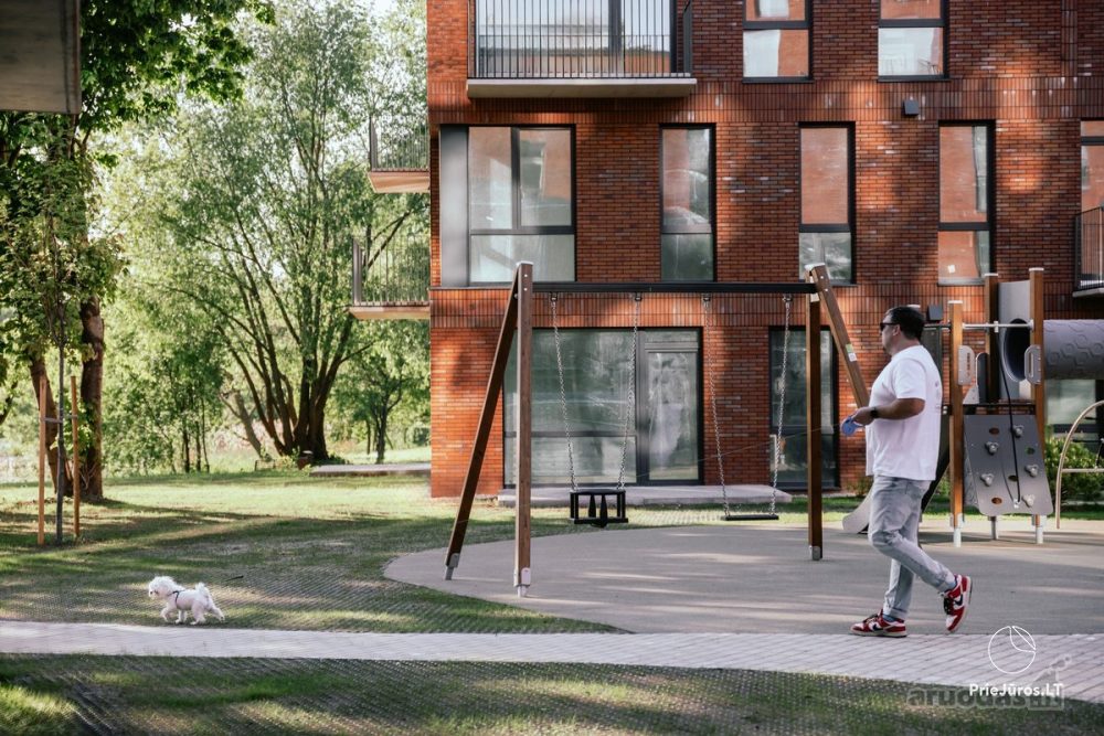 Park Apartments in Central Klaipėda. New, Cozy 3-Room Apartment with Lake View, Near the Old Town.