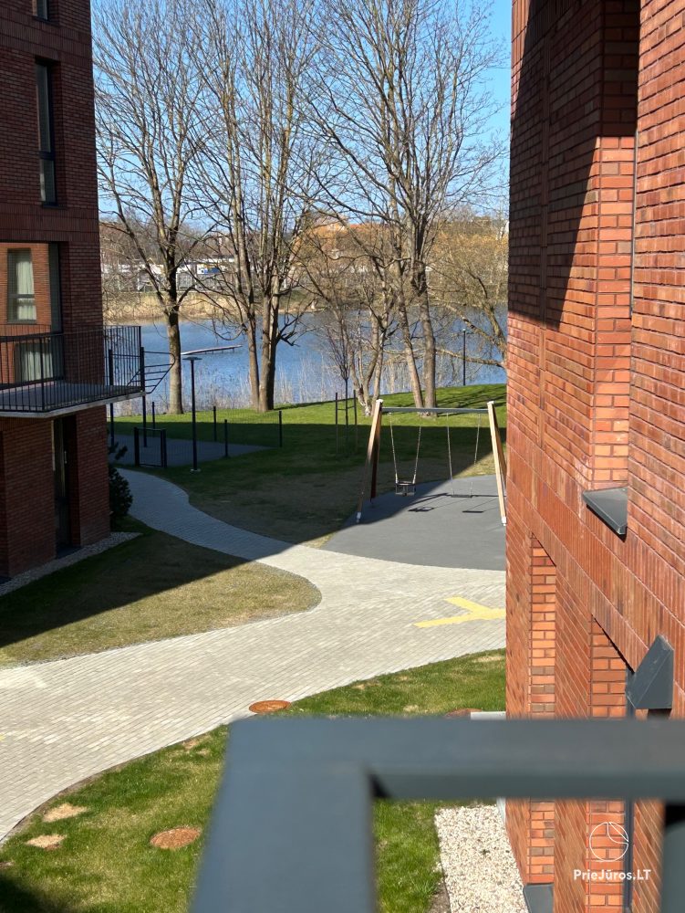 Park Apartments in Central Klaipėda. New, Cozy 3-Room Apartment with Lake View, Near the Old Town.