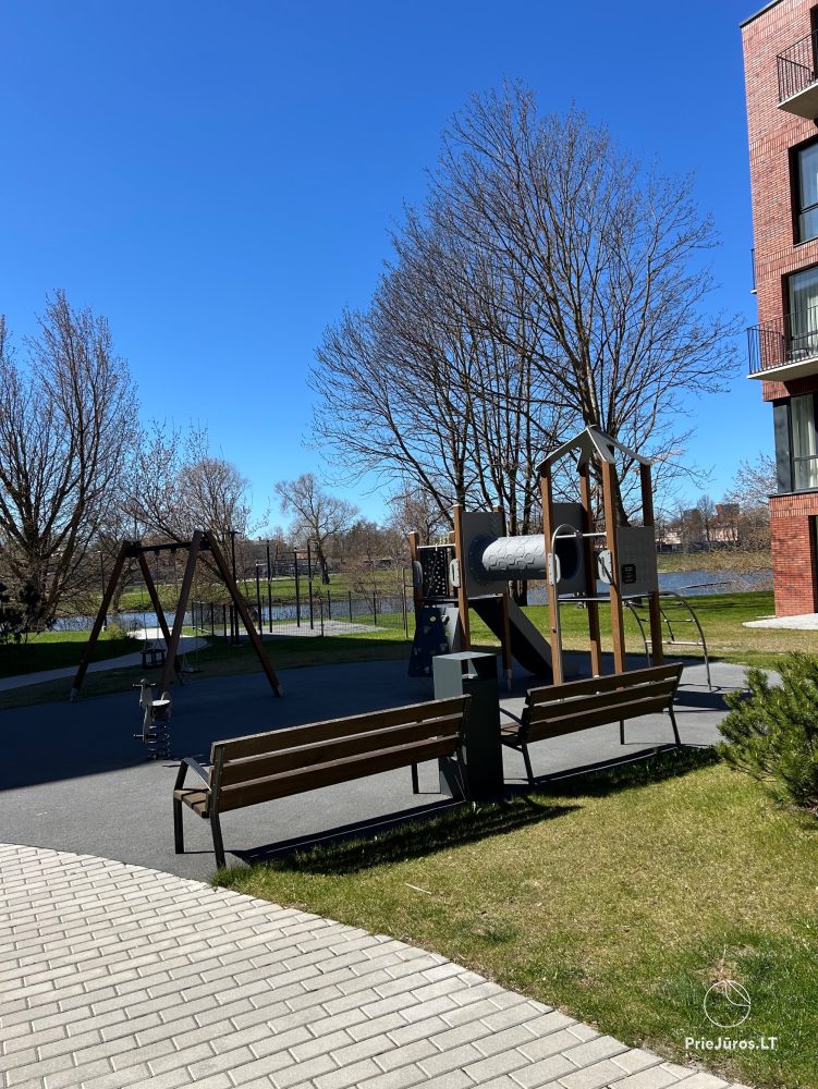 Park Apartments in Central Klaipėda. New, Cozy 3-Room Apartment with Lake View, Near the Old Town.