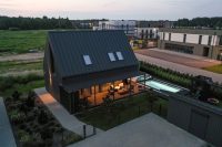 A pool exclusively for you! Detached house