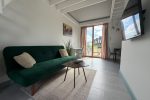 Sunset House Свенцеле