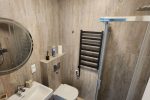 Уютные апартаменты для двоих с балконом и видом на бассейн
