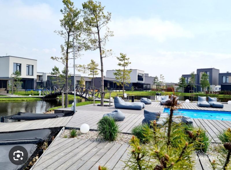 Apartments near the sea