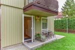 Apartments for rent in the center of Nida. Outdoor furniture in the yard, WiFi, parking space - 3