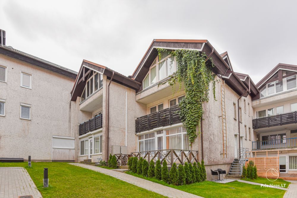 1 and 2 rooms apartments in Nida. The ground floor, 500 meters to the sea