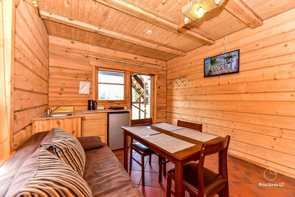 Two rooms apartment and rooms for rent in Sventoji, in wooden house