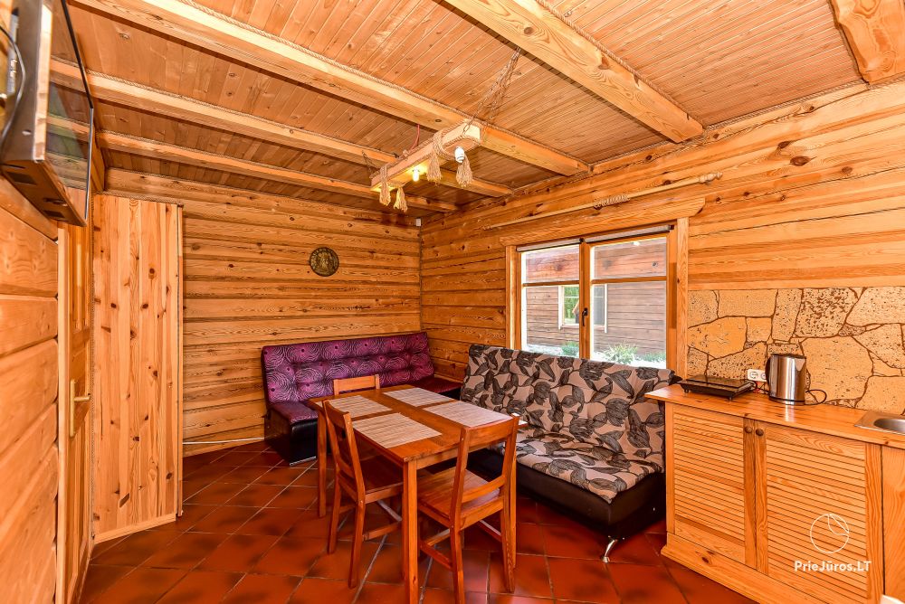 Two rooms apartment and rooms for rent in Sventoji, in wooden house