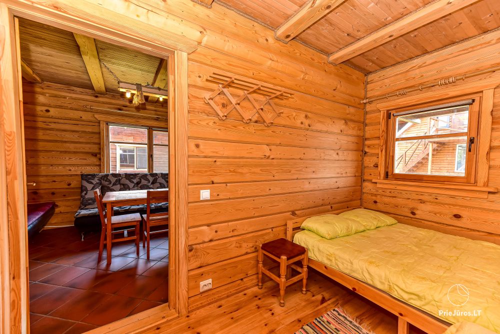 Two rooms apartment and rooms for rent in Sventoji, in wooden house