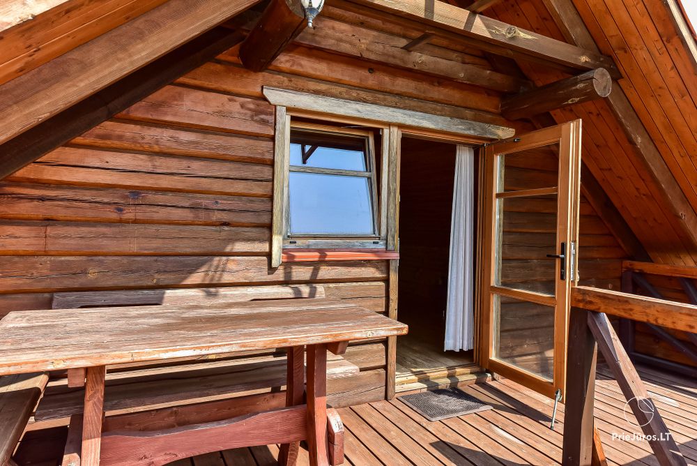 Two rooms apartment and rooms for rent in Sventoji, in wooden house